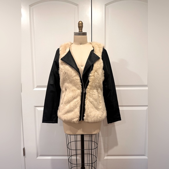 ViLA faux fur / leather jacket - Picture 2 of 7